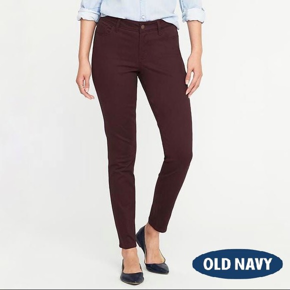 Old Navy Denim - Old Navy Mid-Rise Rockstar Sateen Jeans